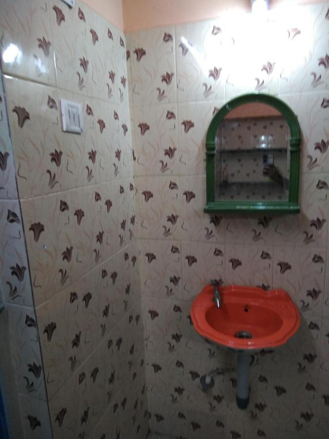 Maniis Homestay Vālpārai エクステリア 写真