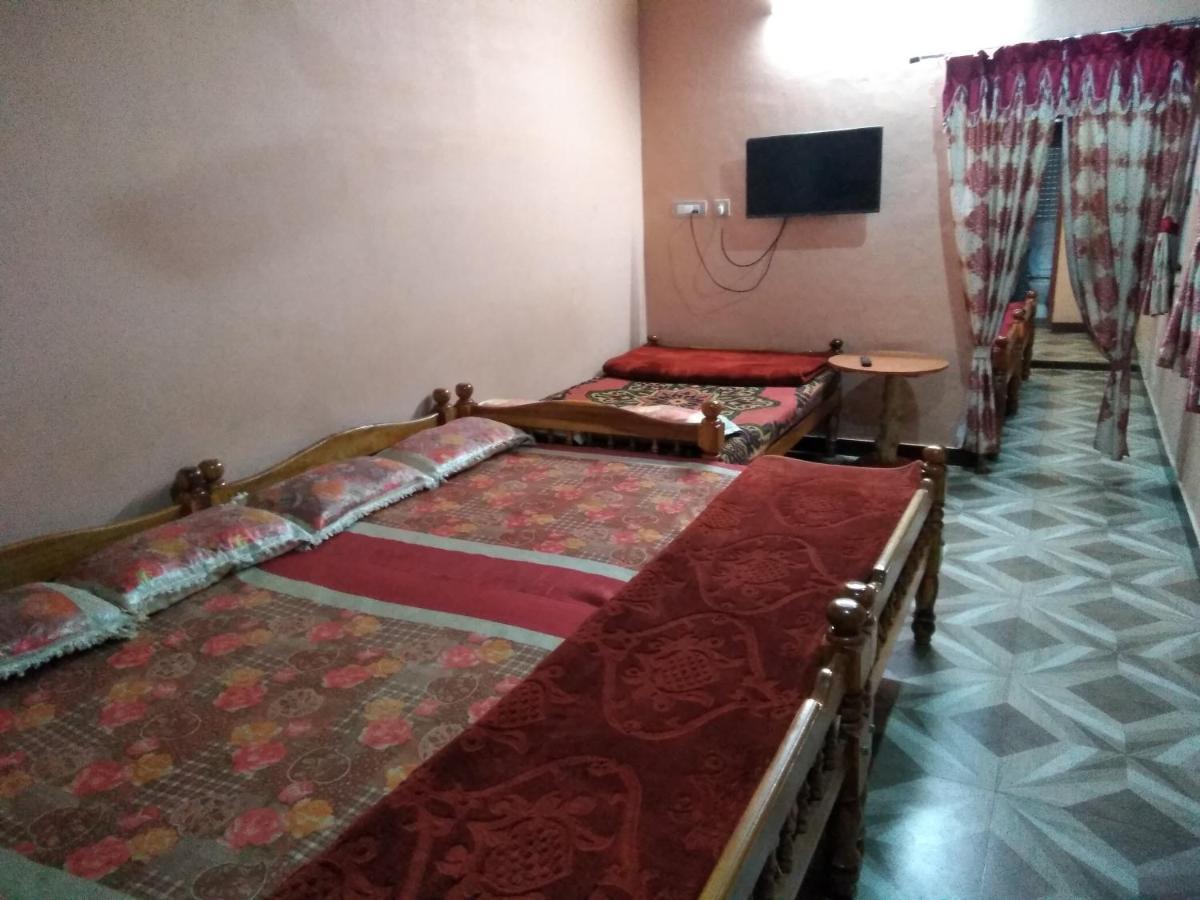 Maniis Homestay Vālpārai エクステリア 写真