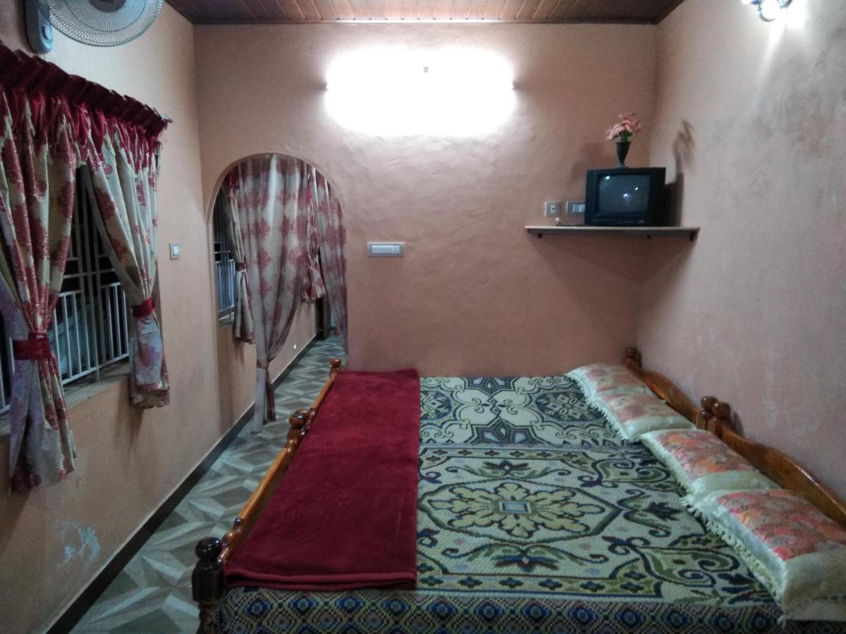 Maniis Homestay Vālpārai エクステリア 写真