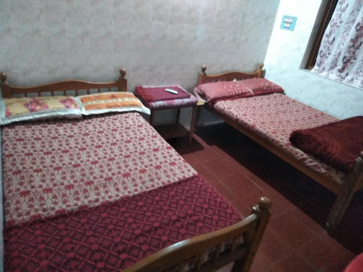 Maniis Homestay Vālpārai エクステリア 写真
